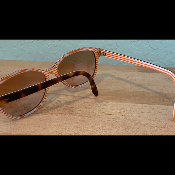 Stylist Ralph Lauren Sunglasses - Picture 4 of 5
